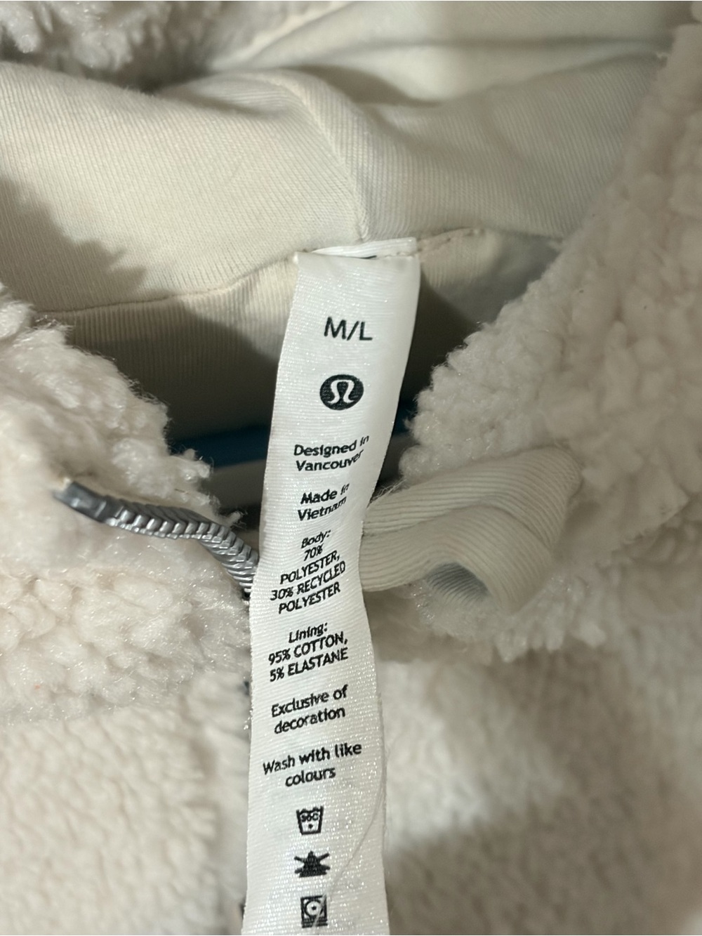 Lululemon Scuba Cream Sherpa Zip-Up Hoodie. Size M/L - Picture 7 of 7